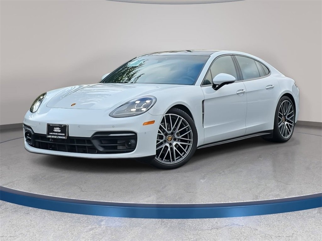 Used 2023 Porsche Panamera 4 Platinum Edition image 1