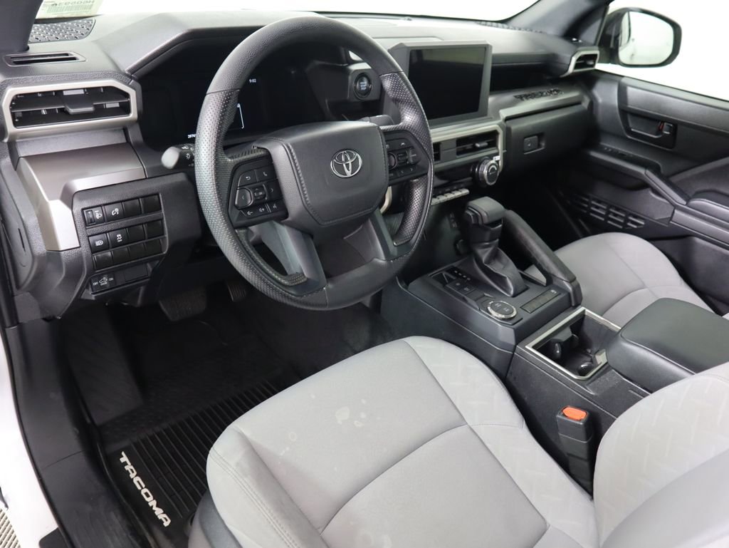 Used 2024 Toyota Tacoma SR5 image 9