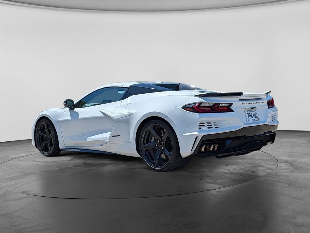 Used 2024 Chevrolet Corvette E-Ray AWD/4WD image 10