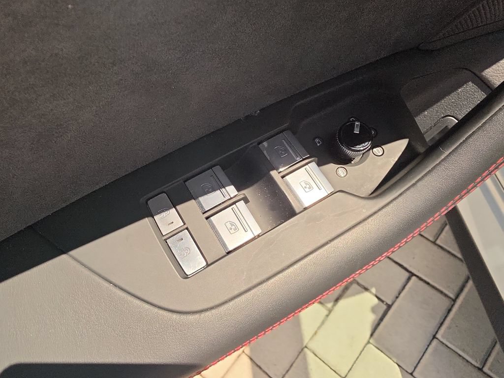 Used 2025 Audi RS 6 performance AWD/4WD image 19