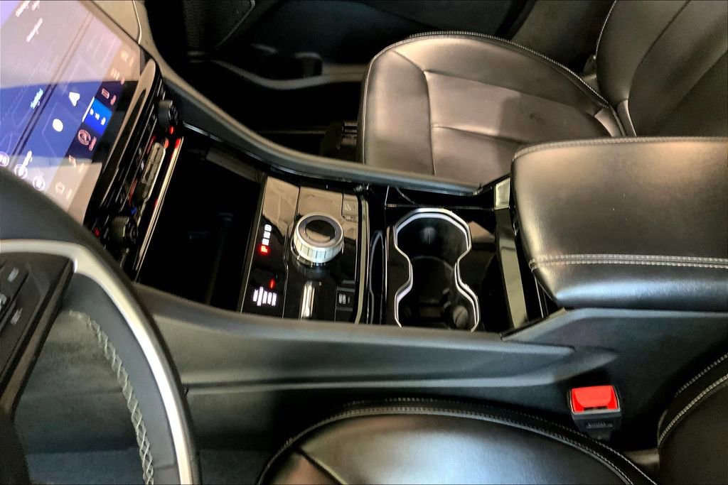 Used 2023 Jeep Grand Cherokee 4WD 4xe image 13