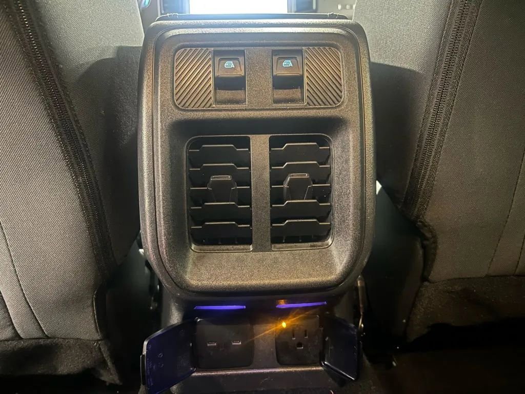 Used 2025 Ford Bronco Big Bend image 24