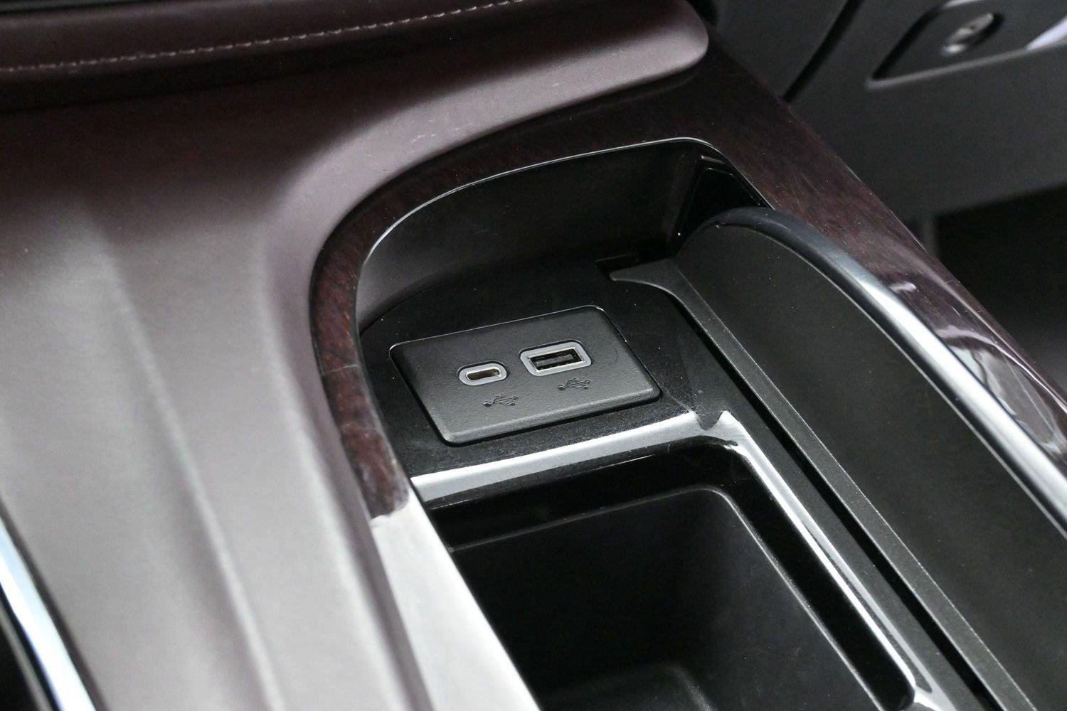 Used 2021 Cadillac Escalade ESV Sport Platinum AWD/4WD image 23