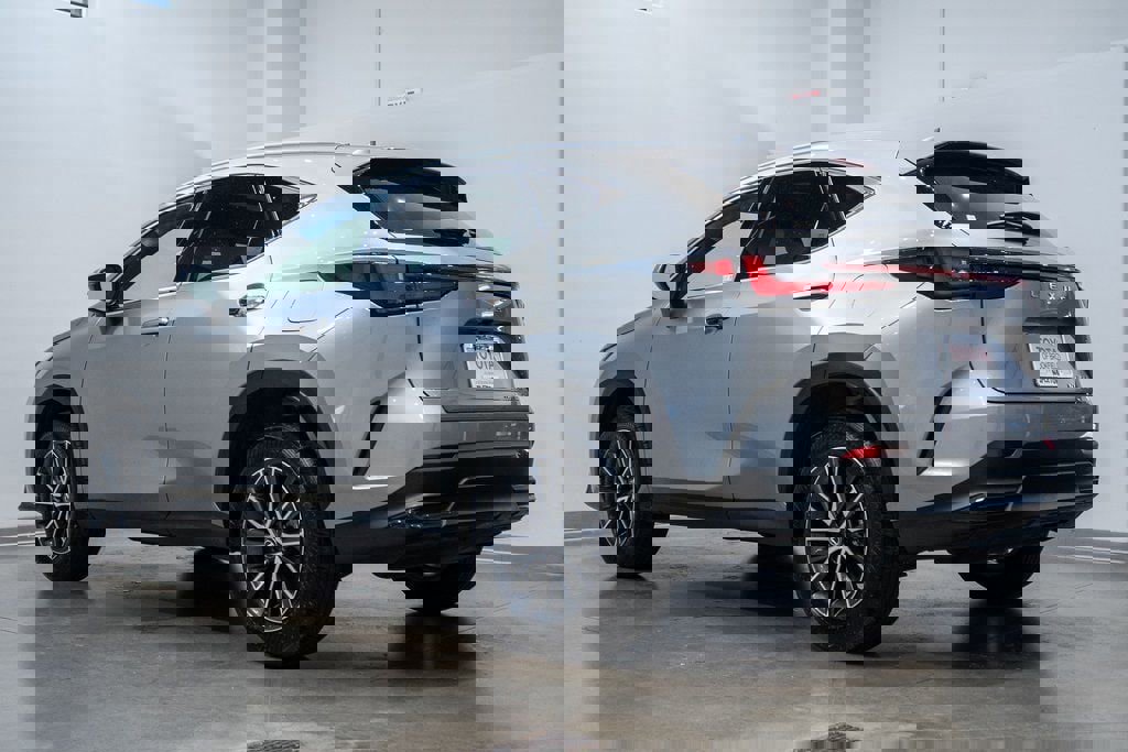 Used 2024 Lexus NX 350 AWD image 4