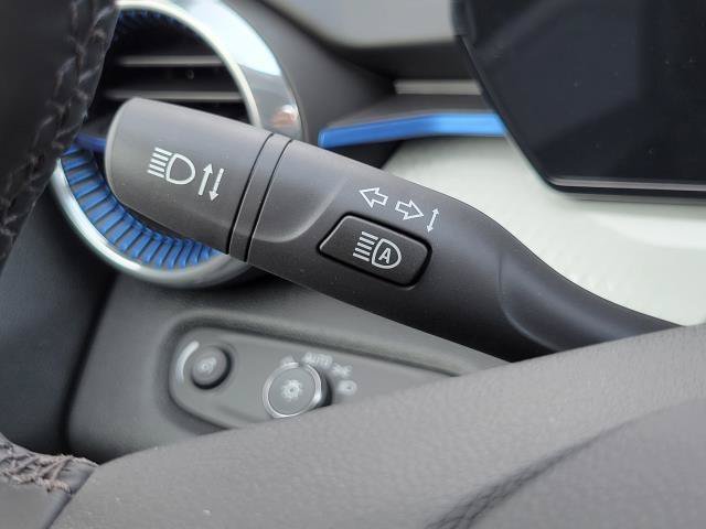 New 2026 Chevrolet Trax LT w/ Driver Confidence Package FWD image 14