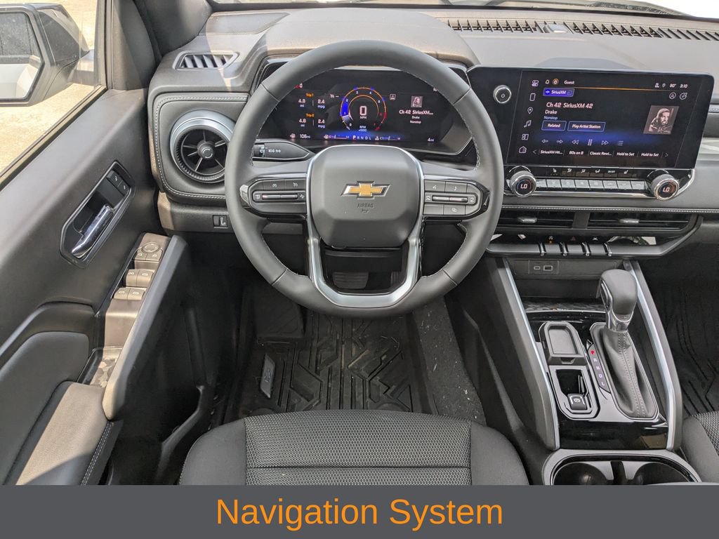 Used 2024 Chevrolet Colorado LT w/ LT Convenience Package II RWD image 4