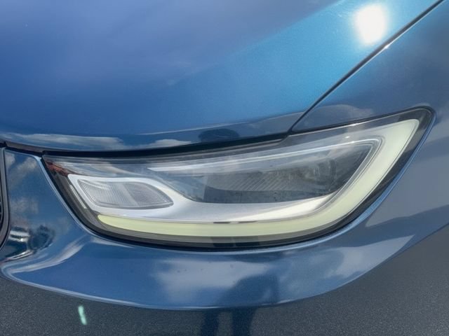 Used 2023 Chrysler Pacifica Limited w/ Uconnect Theater Family Group AWD/4WD image 10