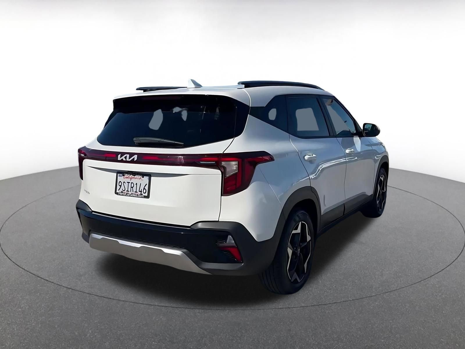 Used 2025 Kia Seltos S FWD image 14