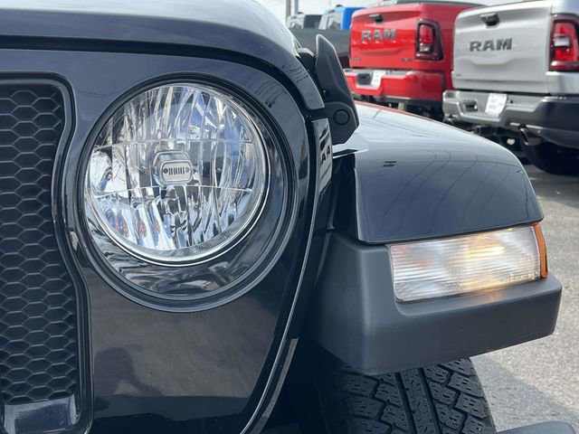 Used 2021 Jeep Wrangler Unlimited Sahara image 9