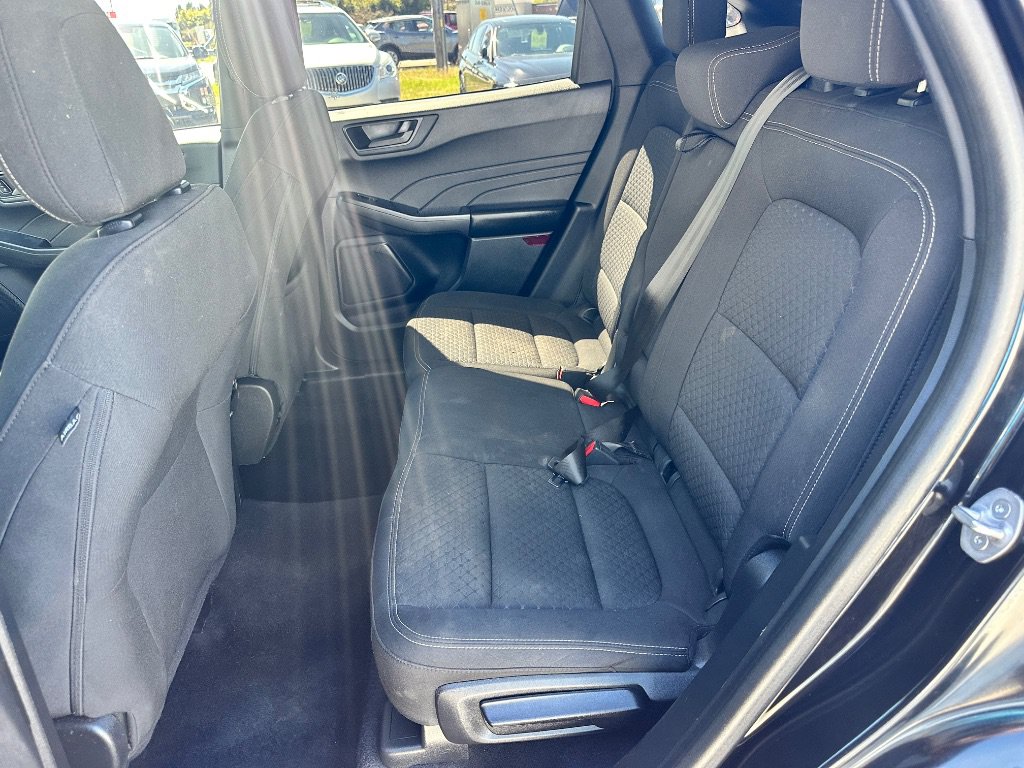 Used 2023 Ford Escape Active w/ Cold Weather Package FWD image 12