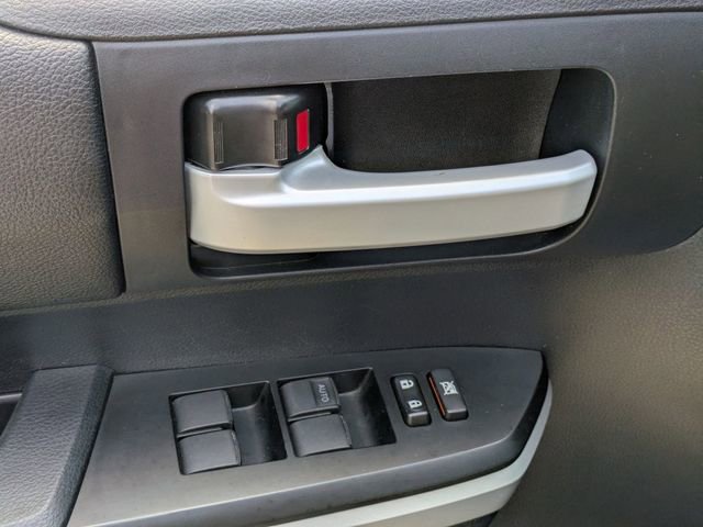 Used 2016 Toyota Tundra SR5 w/ SR5 Upgrade Package image 10