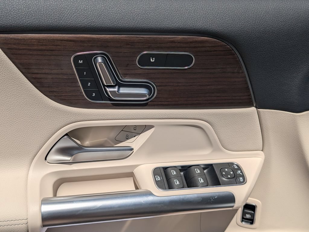 New 2026 Mercedes-Benz GLA 250 4MATIC image 24
