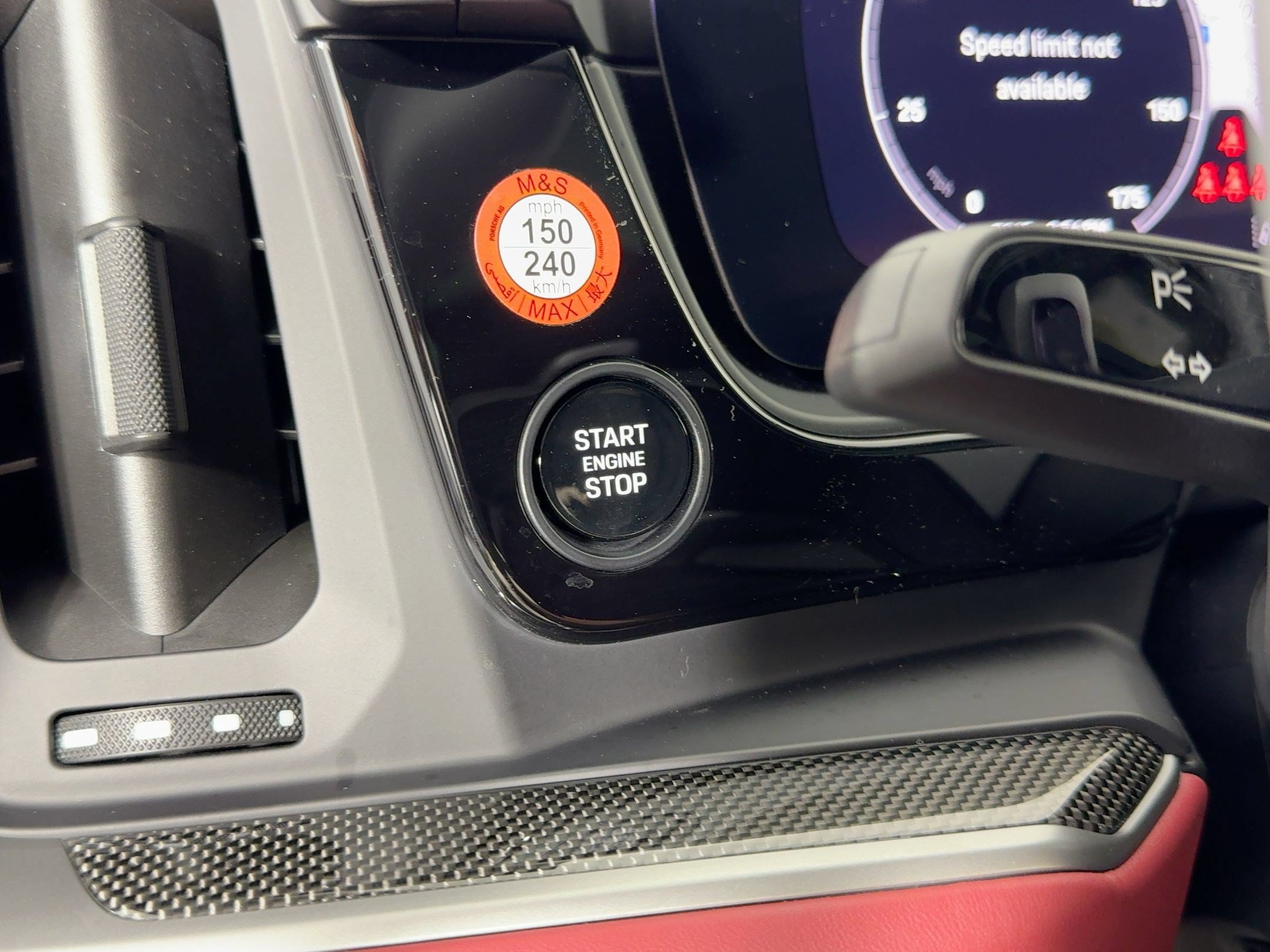 Certified 2025 Porsche Cayenne E-Hybrid AWD/4WD image 17