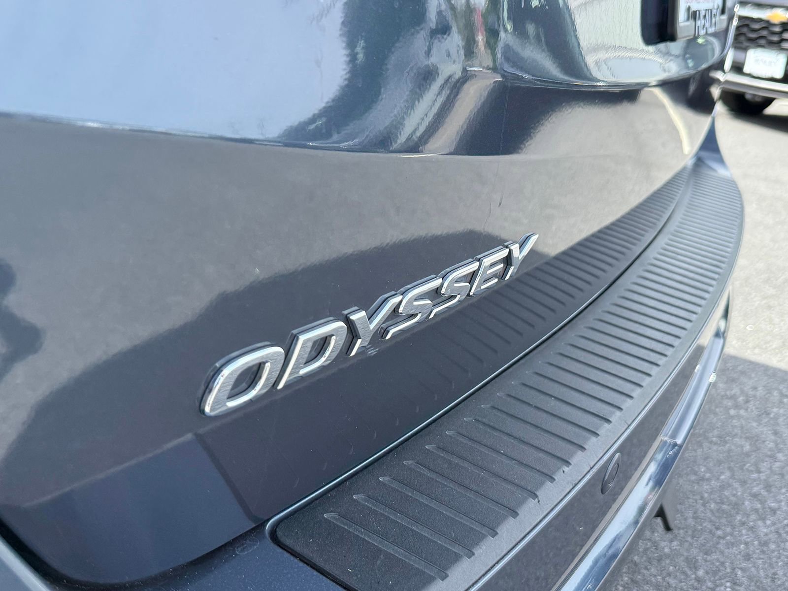 Used 2025 Honda Odyssey Elite image 8