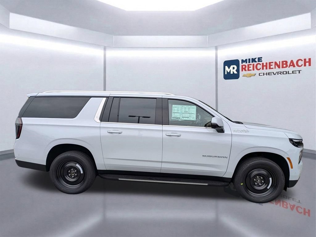 New 2026 Chevrolet Suburban High Country w/ Sun And Tow Package AWD/4WD image 4