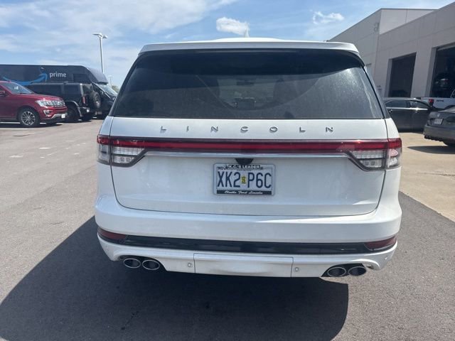 Used 2024 Lincoln Aviator Reserve w/ Equipment Group 201A image 4