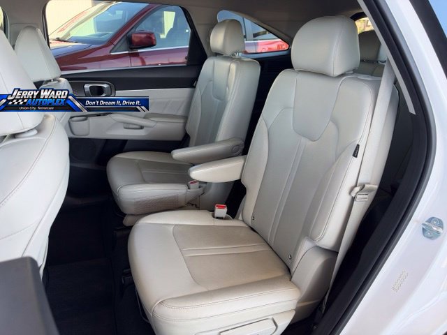 Used 2025 Kia Sorento SX FWD image 22