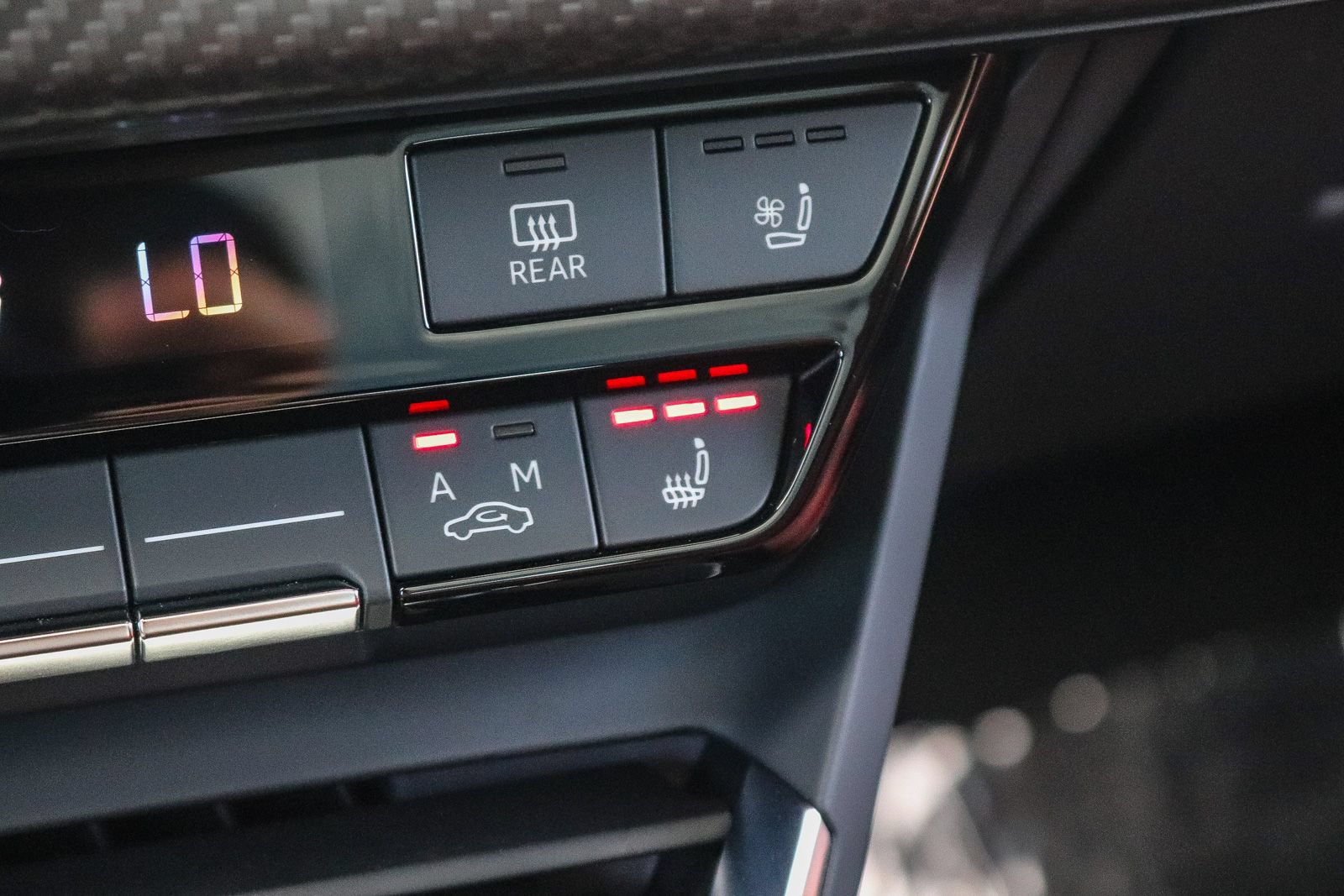 Used 2023 Audi e-tron GT Prestige AWD/4WD image 24