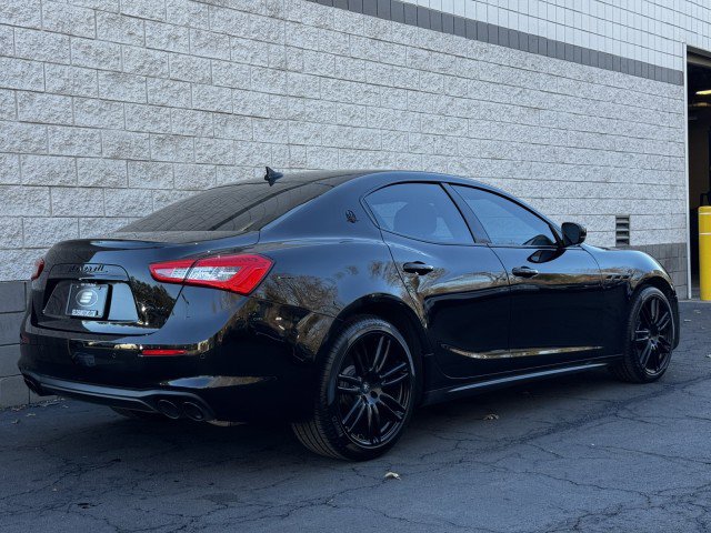 Used 2018 Maserati Ghibli RWD image 3