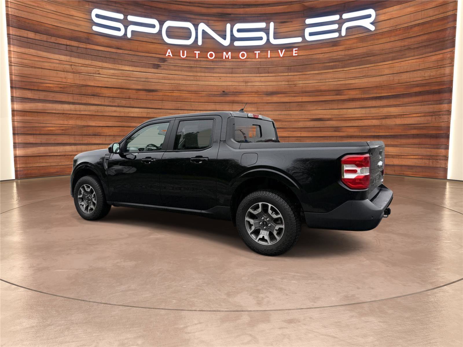 Used 2024 Ford Maverick Lariat w/ 4K Tow Package AWD/4WD image 3