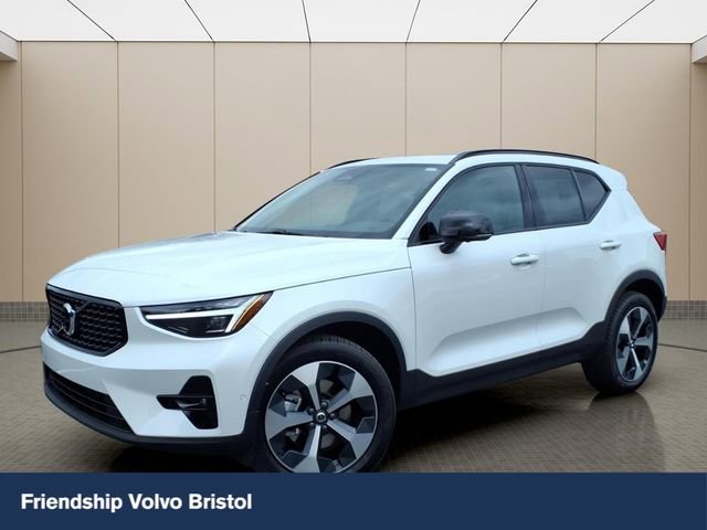 New 2026 Volvo XC40 B5 Plus w/ Protection Package Premier