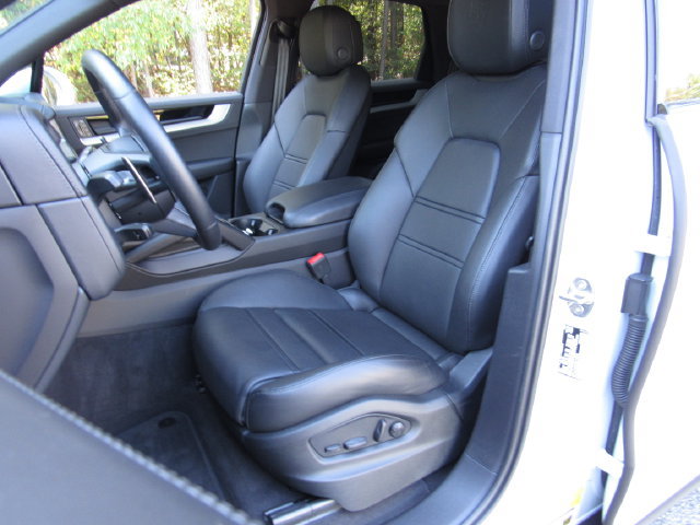 Certified 2025 Porsche Cayenne S AWD/4WD image 14