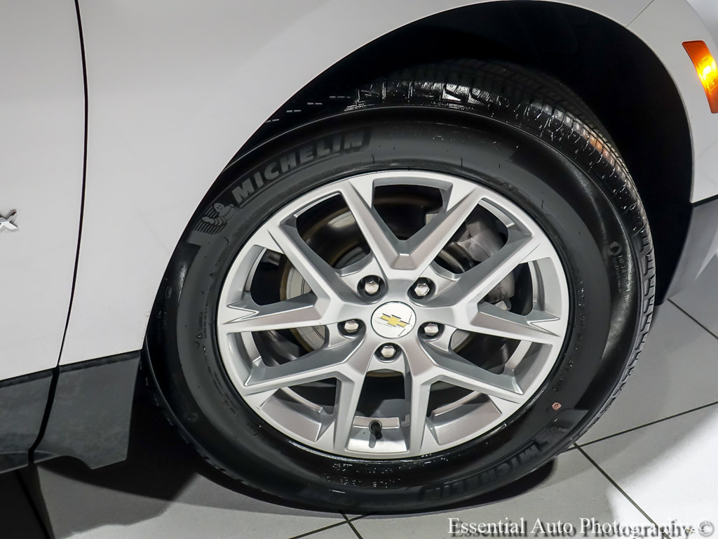 Used 2024 Chevrolet Equinox LS w/ Driver Confidence II Package FWD image 11