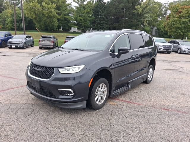 Used 2021 Chrysler Pacifica Touring-L w/ Premium & Safety Sphere Group
