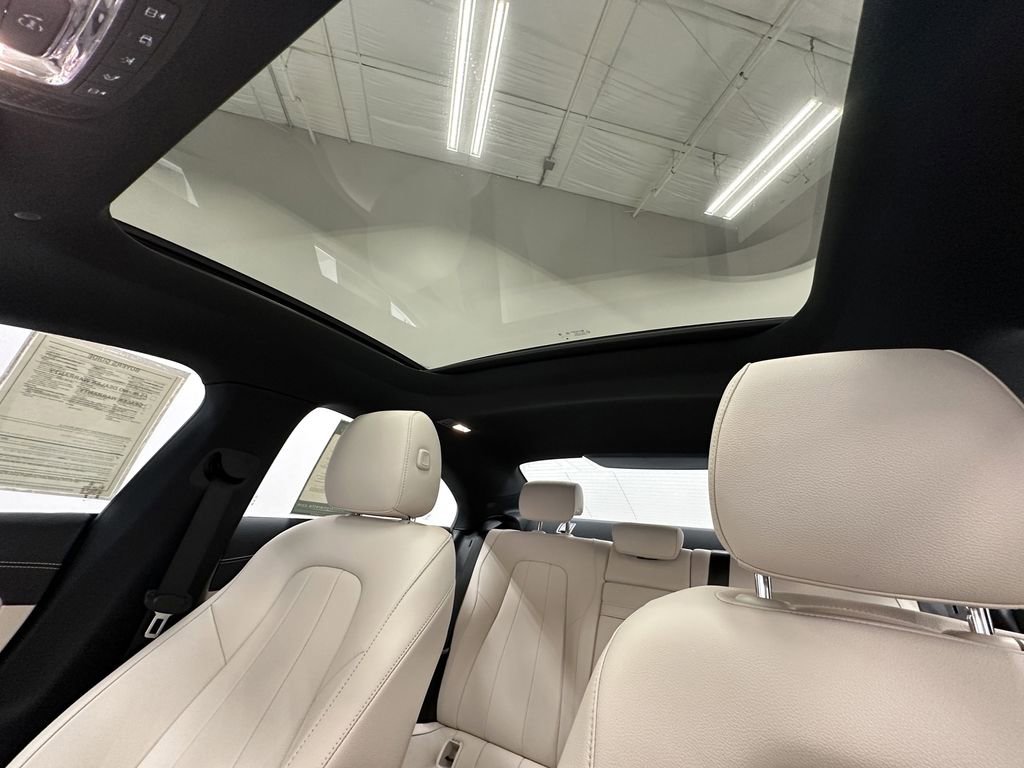 Certified 2025 Mercedes-Benz CLA 250 4MATIC image 33