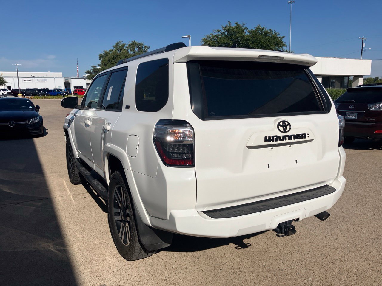 Used 2021 Toyota 4Runner SR5 Premium w/ Moonroof Package AWD/4WD image 5