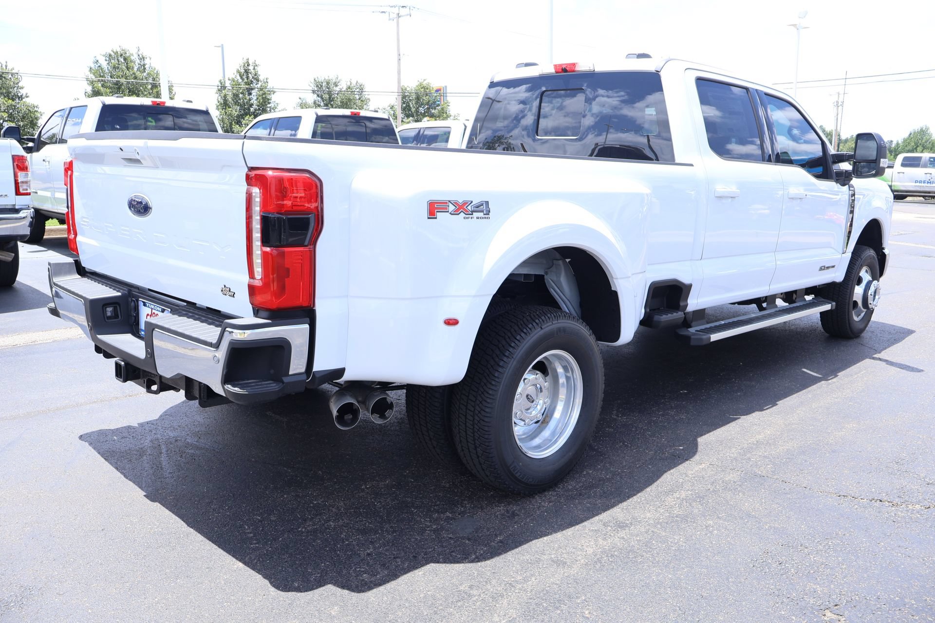 New 2026 Ford F350 Lariat w/ FX4 Off-Road Package AWD/4WD image 21