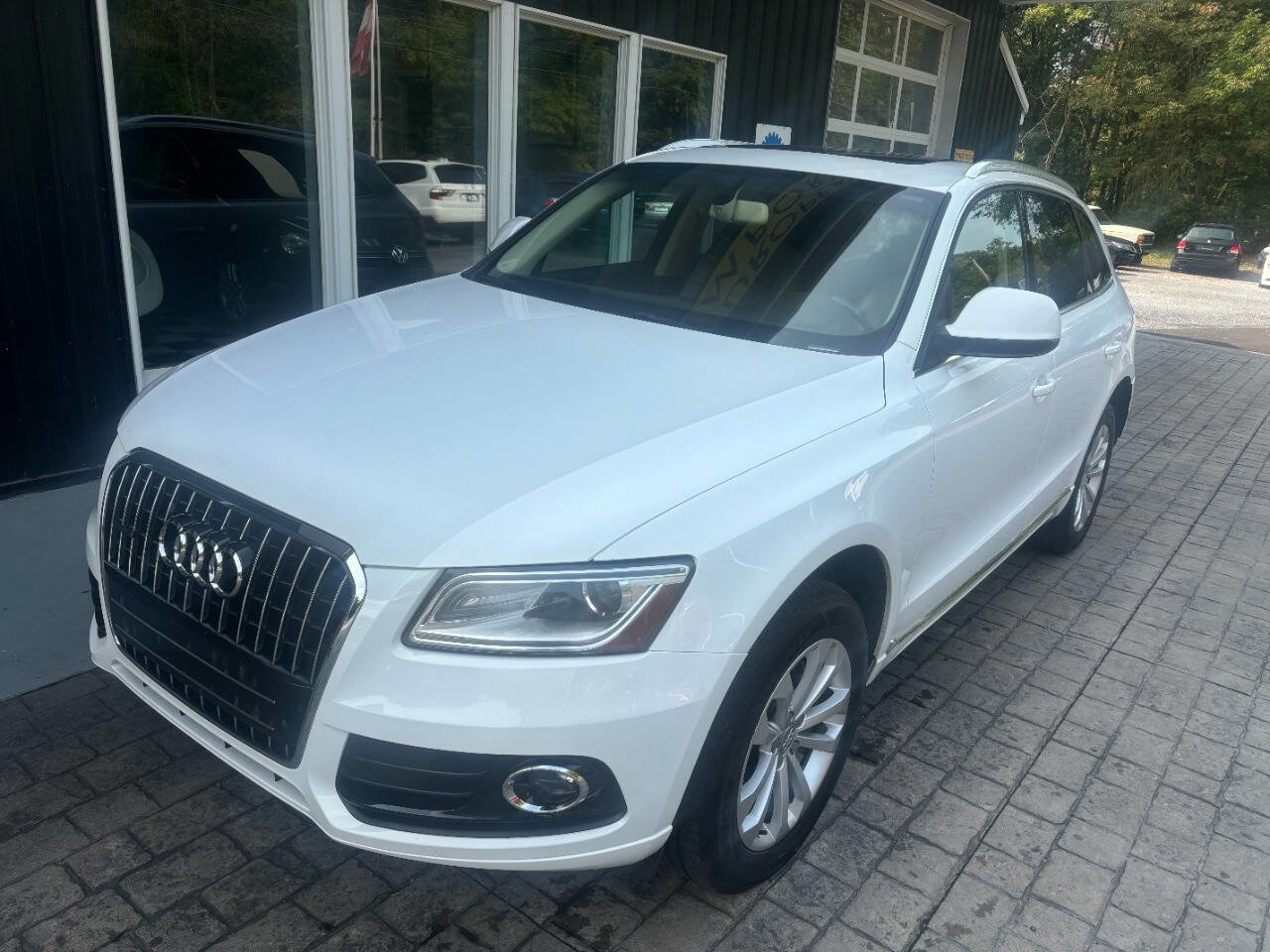 Used 2013 Audi Q5 2.0T Premium image 3