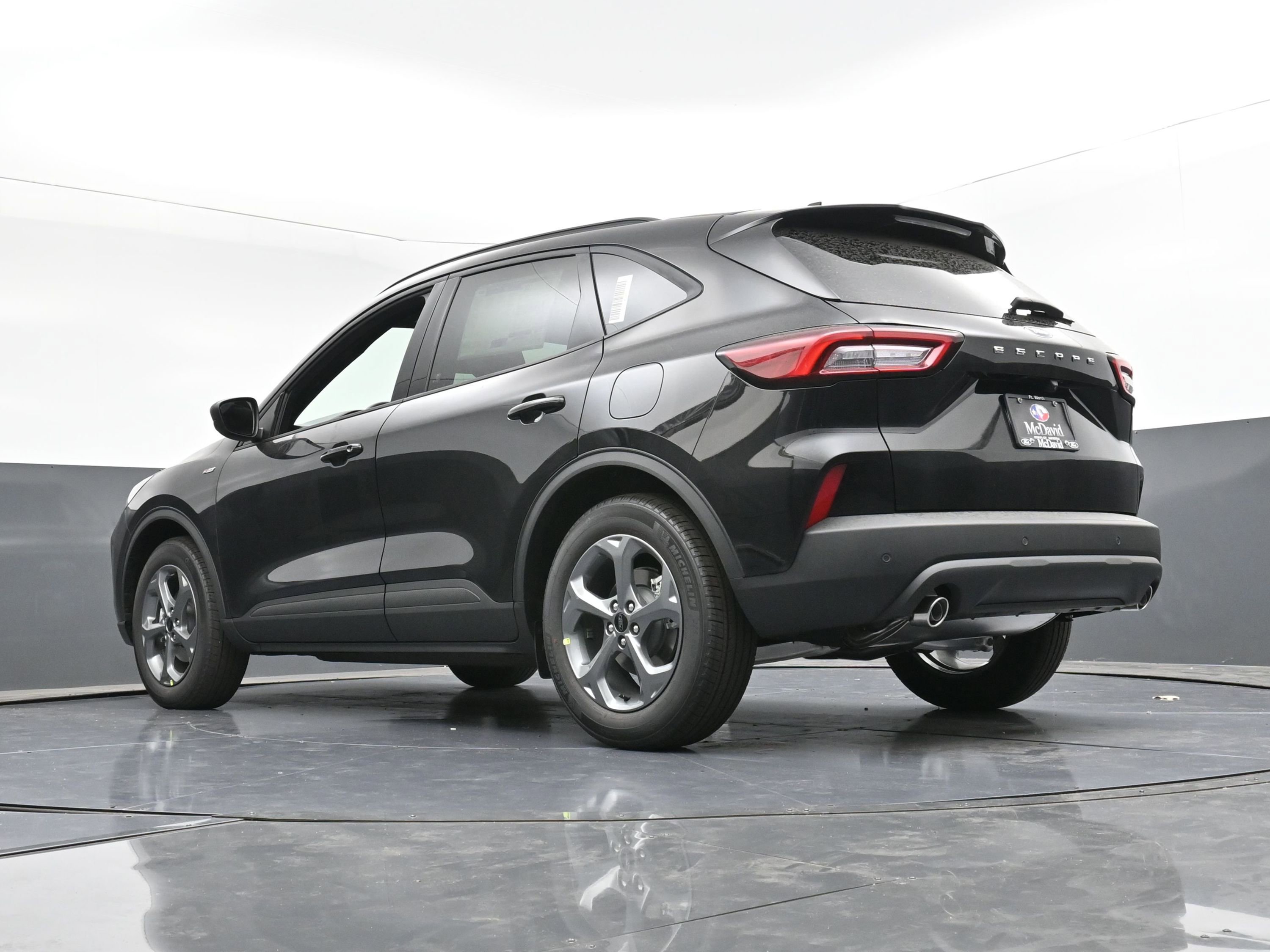 Used 2025 Ford Escape ST-Line w/ Tech Pack #1 image 14