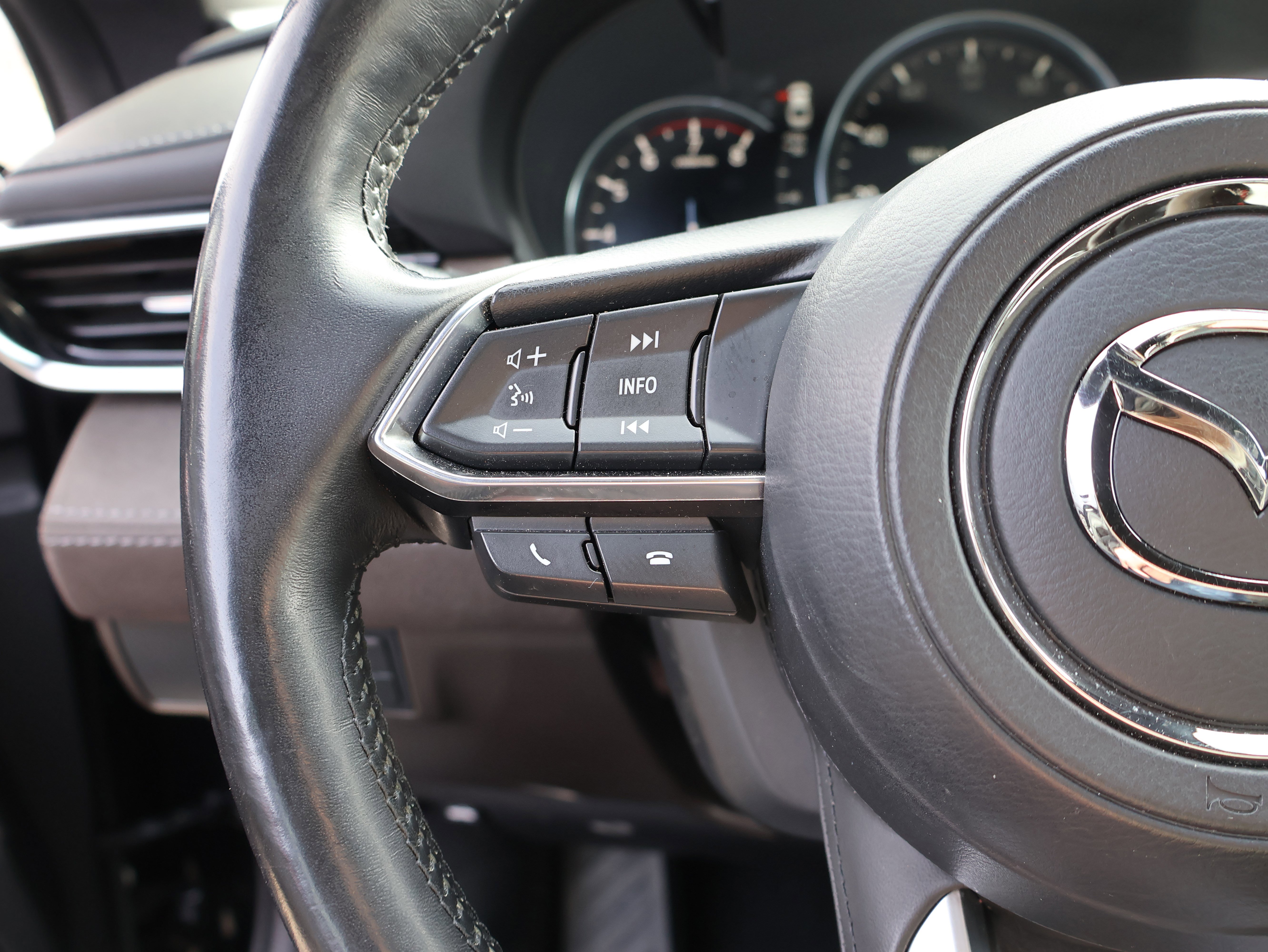 Used 2018 MAZDA MAZDA6 Signature image 31