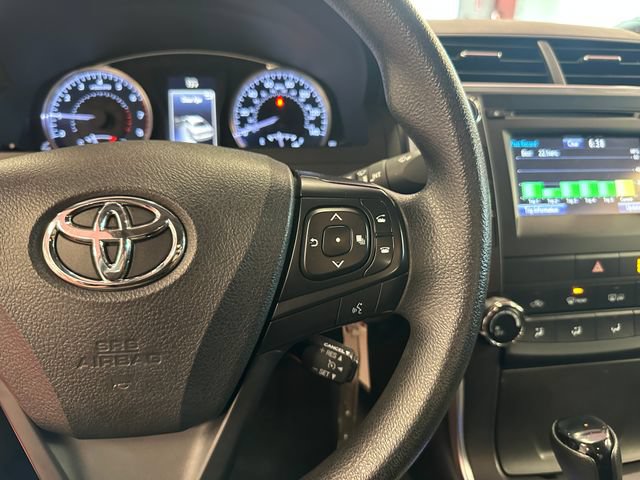 Used 2016 Toyota Camry LE FWD image 21