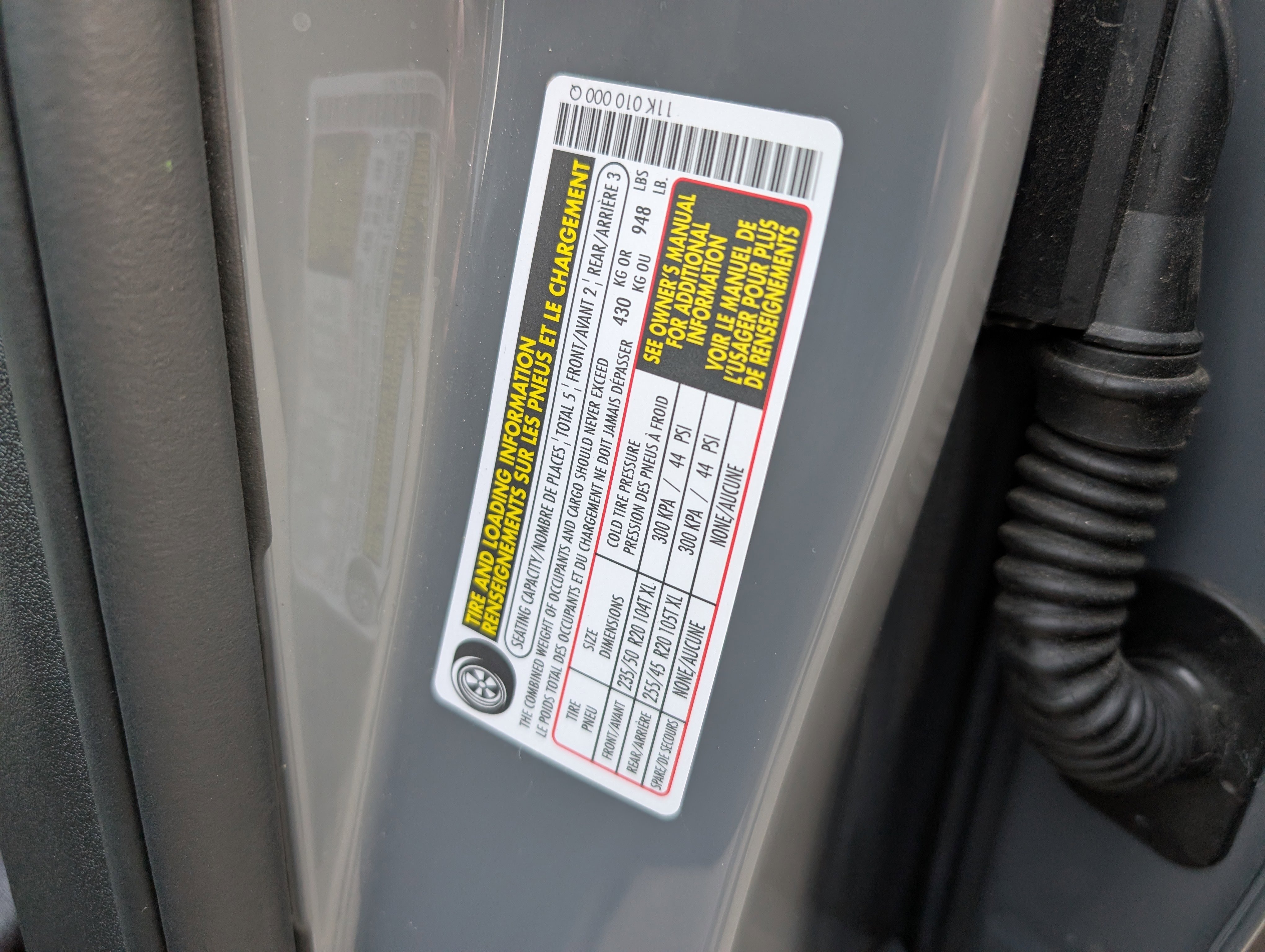 Used 2025 Volkswagen ID.4 Pro image 30