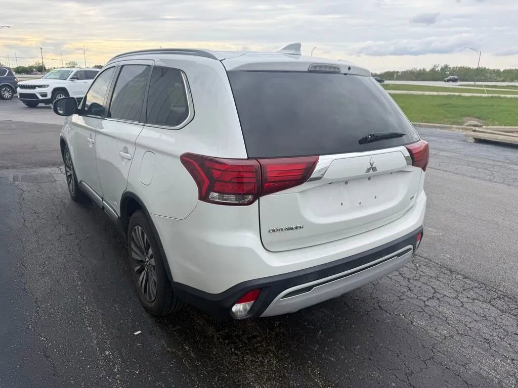 Used 2020 Mitsubishi Outlander SEL AWD/4WD image 6