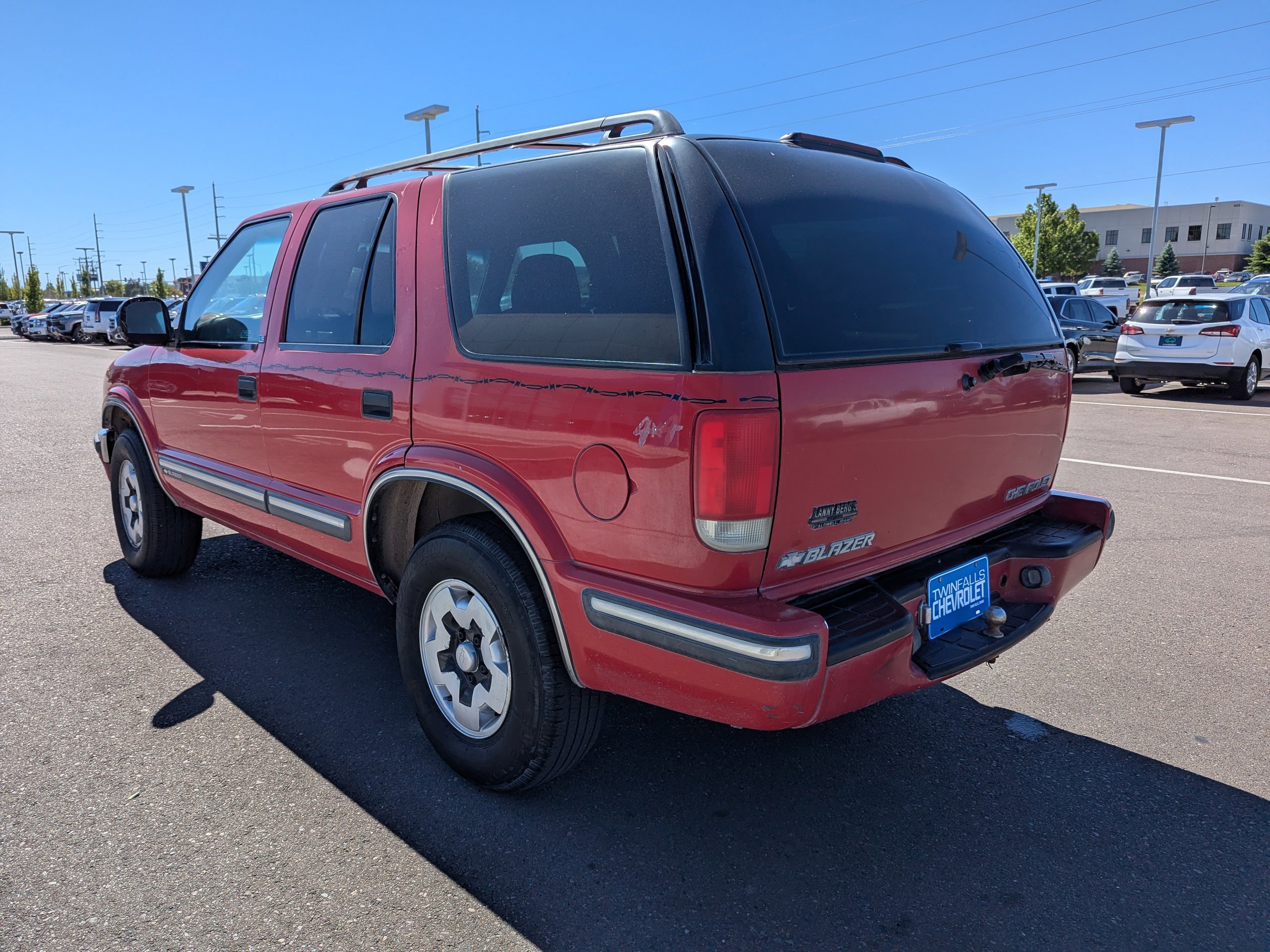 Used 1998 Chevrolet Blazer LS w/ Preferred Equipment Group AWD/4WD image 23