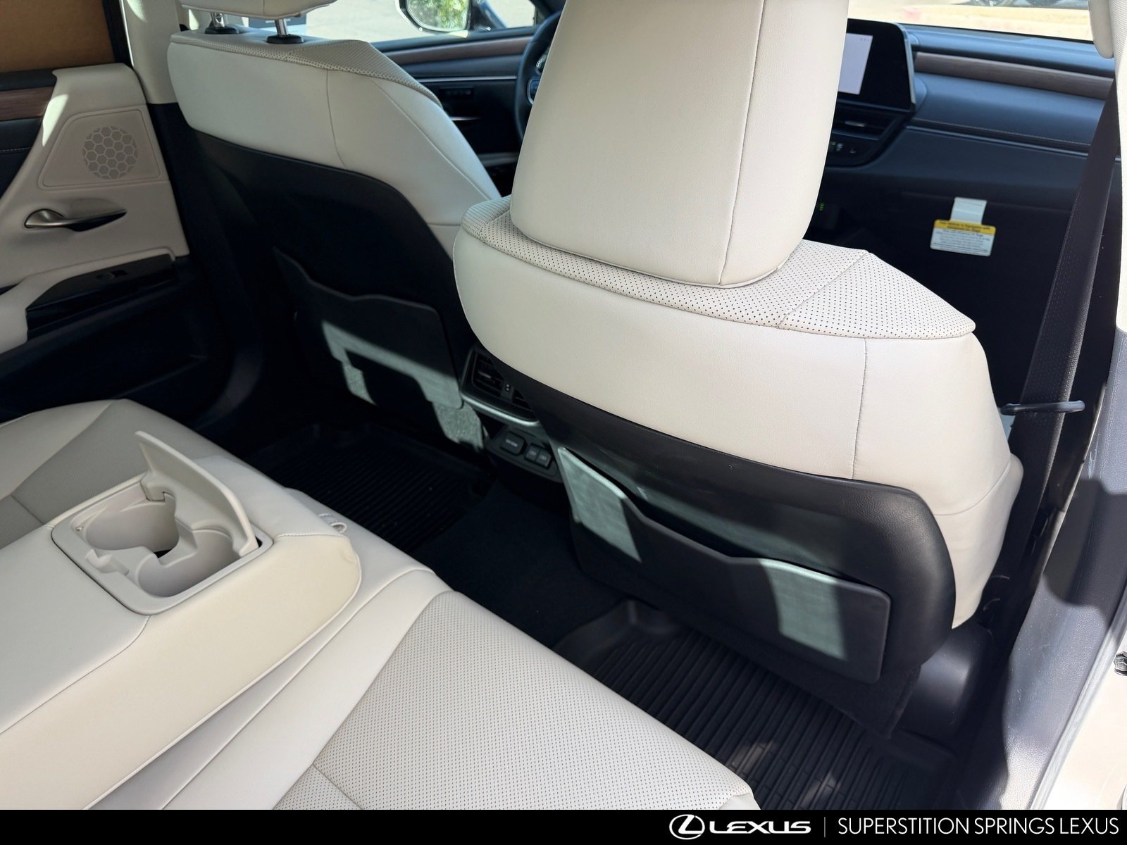 Certified 2025 Lexus ES 350 w/ Premium Package FWD image 18
