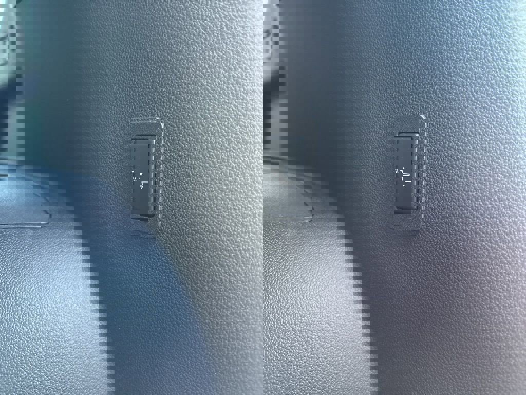 New 2025 GMC Yukon XL Denali w/ Sun & Power Step Package image 57