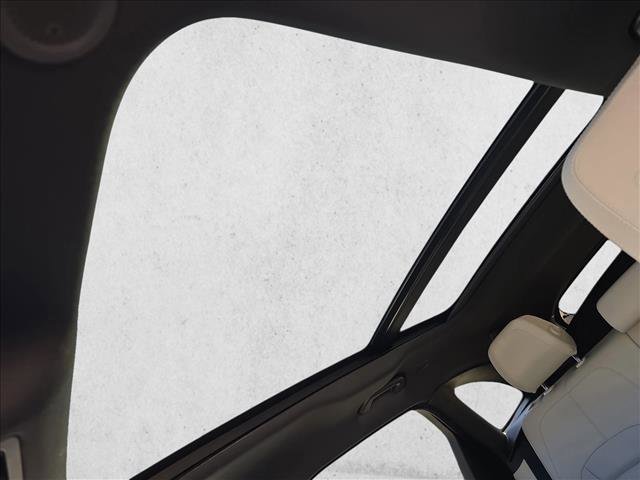 Certified 2025 Jaguar F-PACE R-Dynamic S image 29