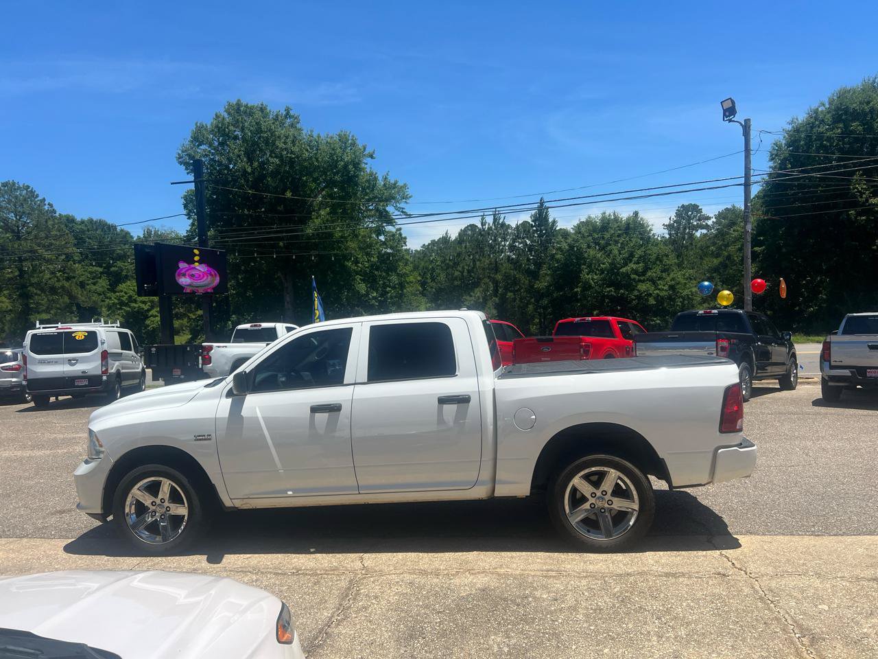 Used 2014 RAM 1500 Express AWD/4WD image 8