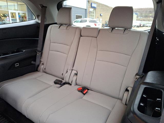Used 2020 Honda Pilot Touring image 11