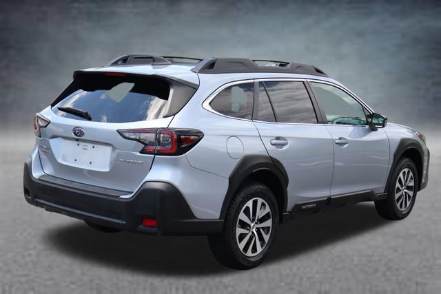 Certified 2024 Subaru Outback Premium AWD/4WD image 4