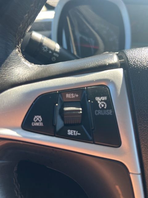 Used 2017 Chevrolet Equinox LT w/ Convenience Package image 12