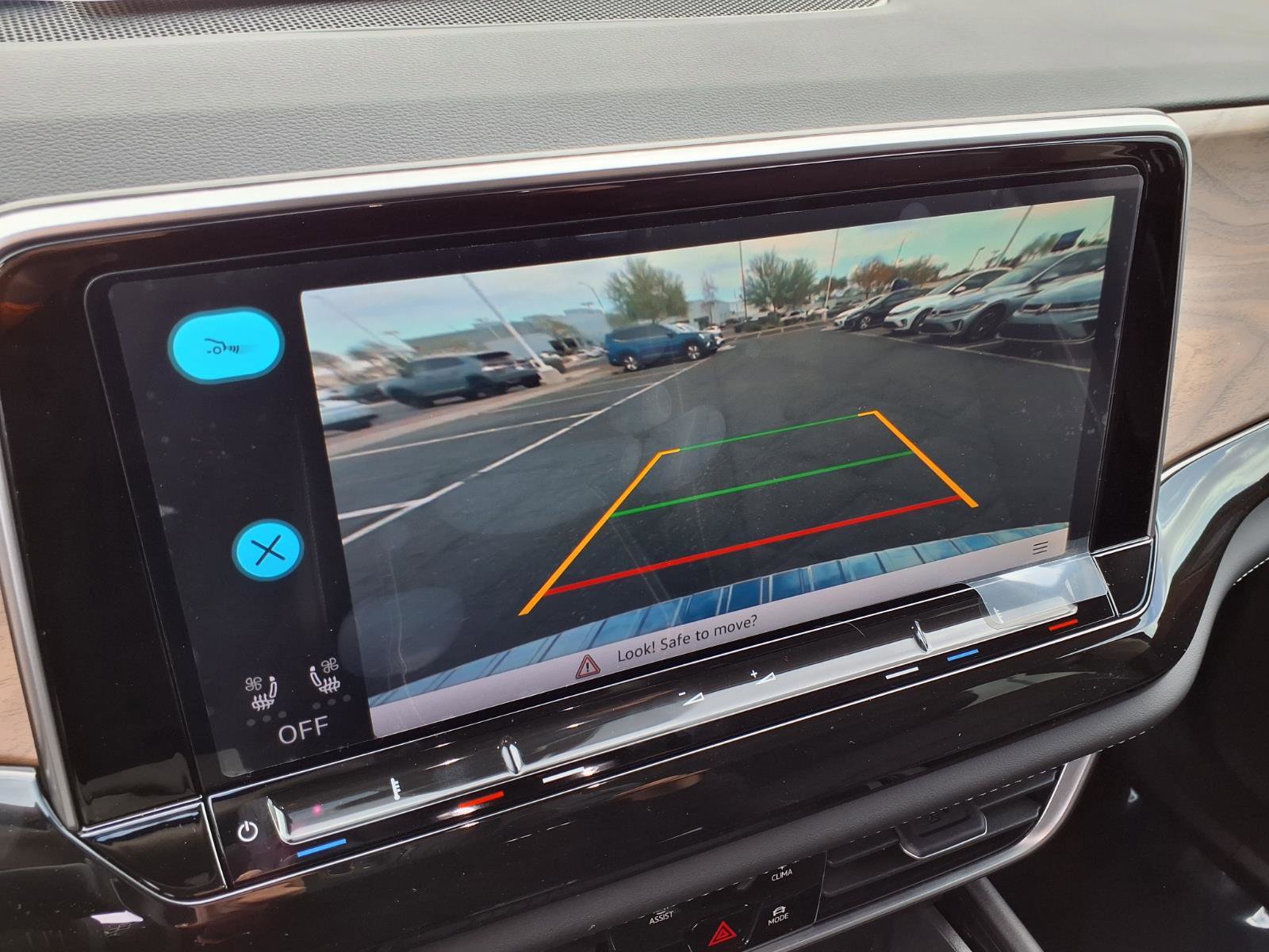 New 2026 Volkswagen Atlas SE image 16