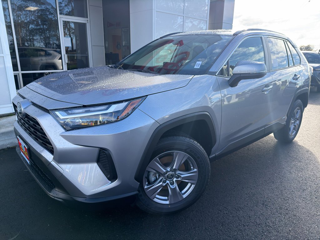 New 2025 Toyota RAV4 LE image 3