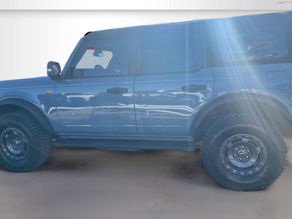 Used 2024 Ford Bronco Badlands image 4
