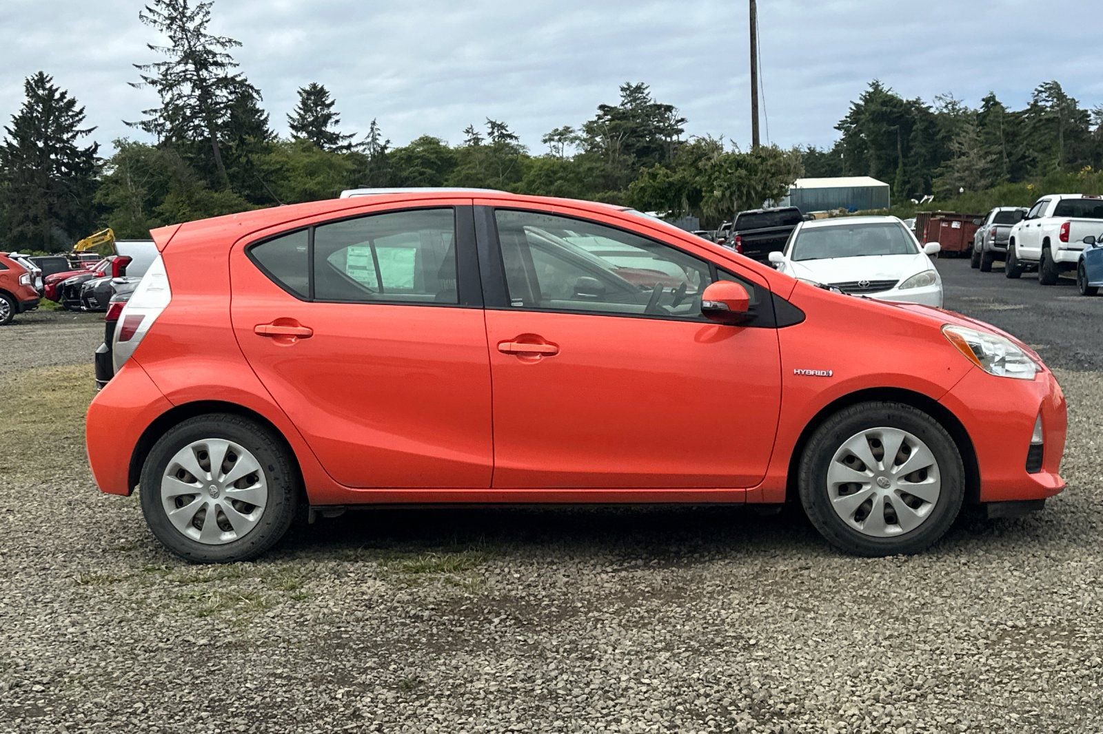 Used 2014 Toyota Prius C Three FWD image 4