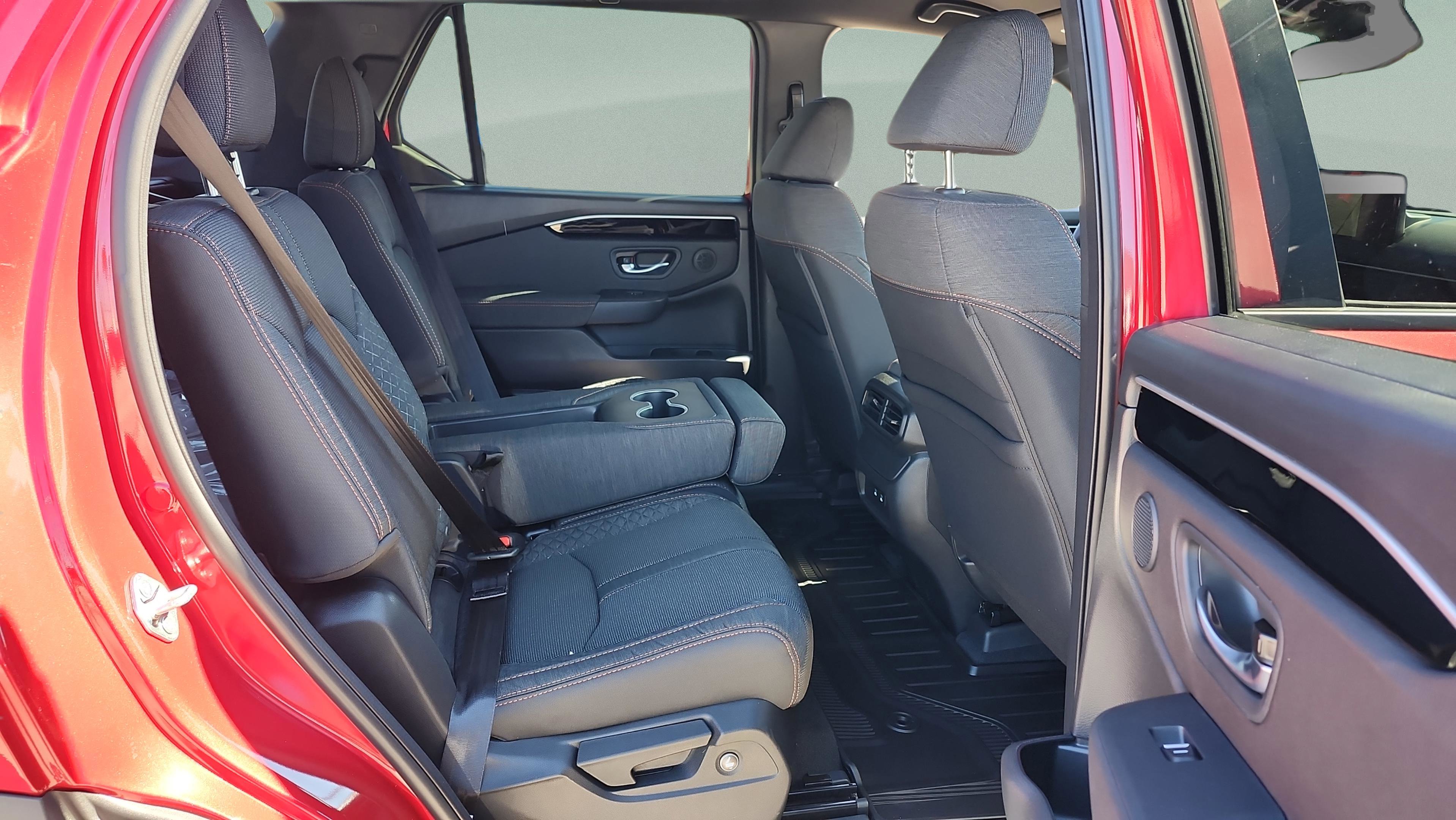 New 2026 Honda Pilot Sport image 17